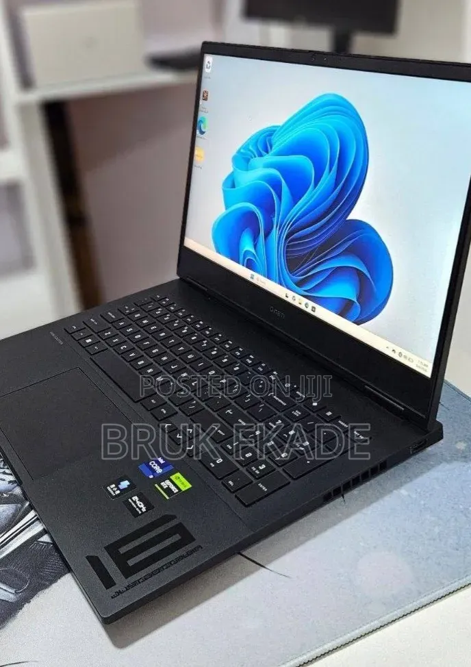 New Laptop HP Omen 16 16GB Intel Core i9 SSD 1T