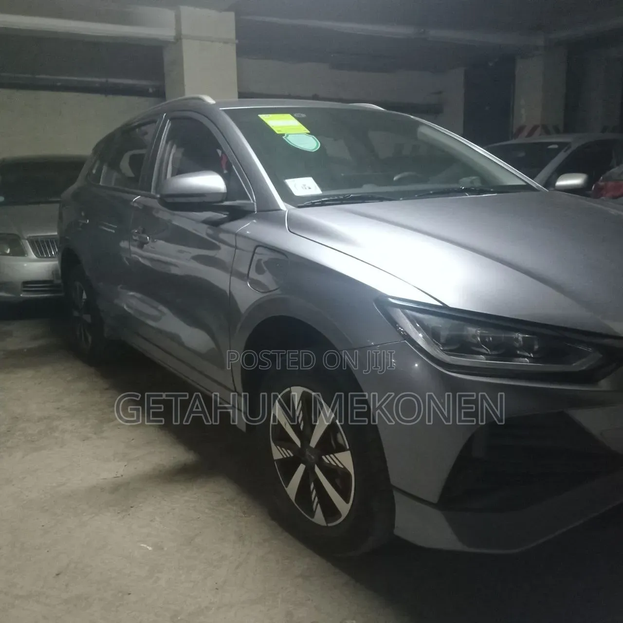 BYD E2 43 kWh 94 hp FWD 2024 Gray