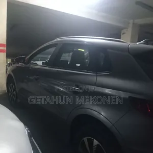 BYD E2 43 kWh 94 hp FWD 2024 Gray