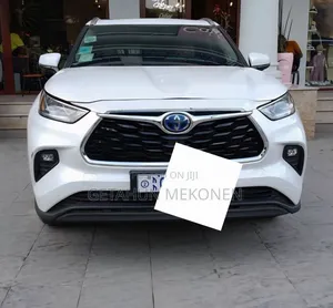 Toyota Highlander Hybrid 2024 White