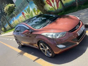 Hyundai Avante 2013 Brown