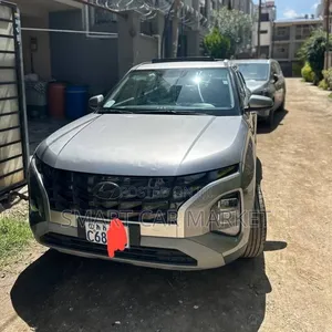 Hyundai Creta 2024 Silver