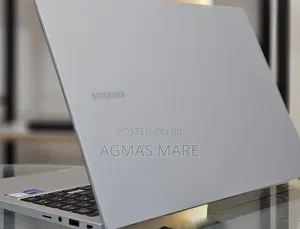 New Laptop Samsung Galaxy Book3 Pro 360 16" 8GB Intel Core i5 SSD 512GB