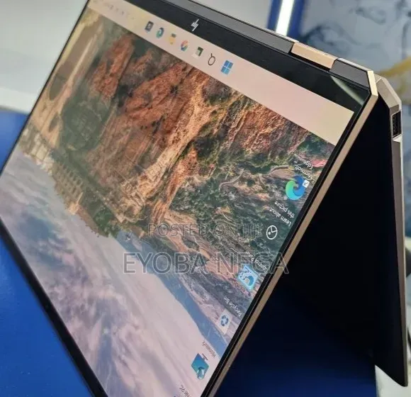 New Laptop HP Spectre 16GB Intel Core i7 SSD 512GB