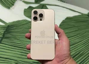 Apple iPhone 16 Pro 512 GB Gold