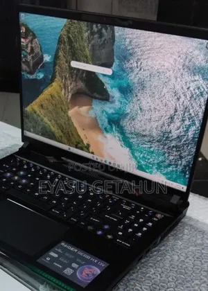 New Laptop MSI Raider GE68HX 13VI-202US 32GB Intel Core i9 SSD 1T