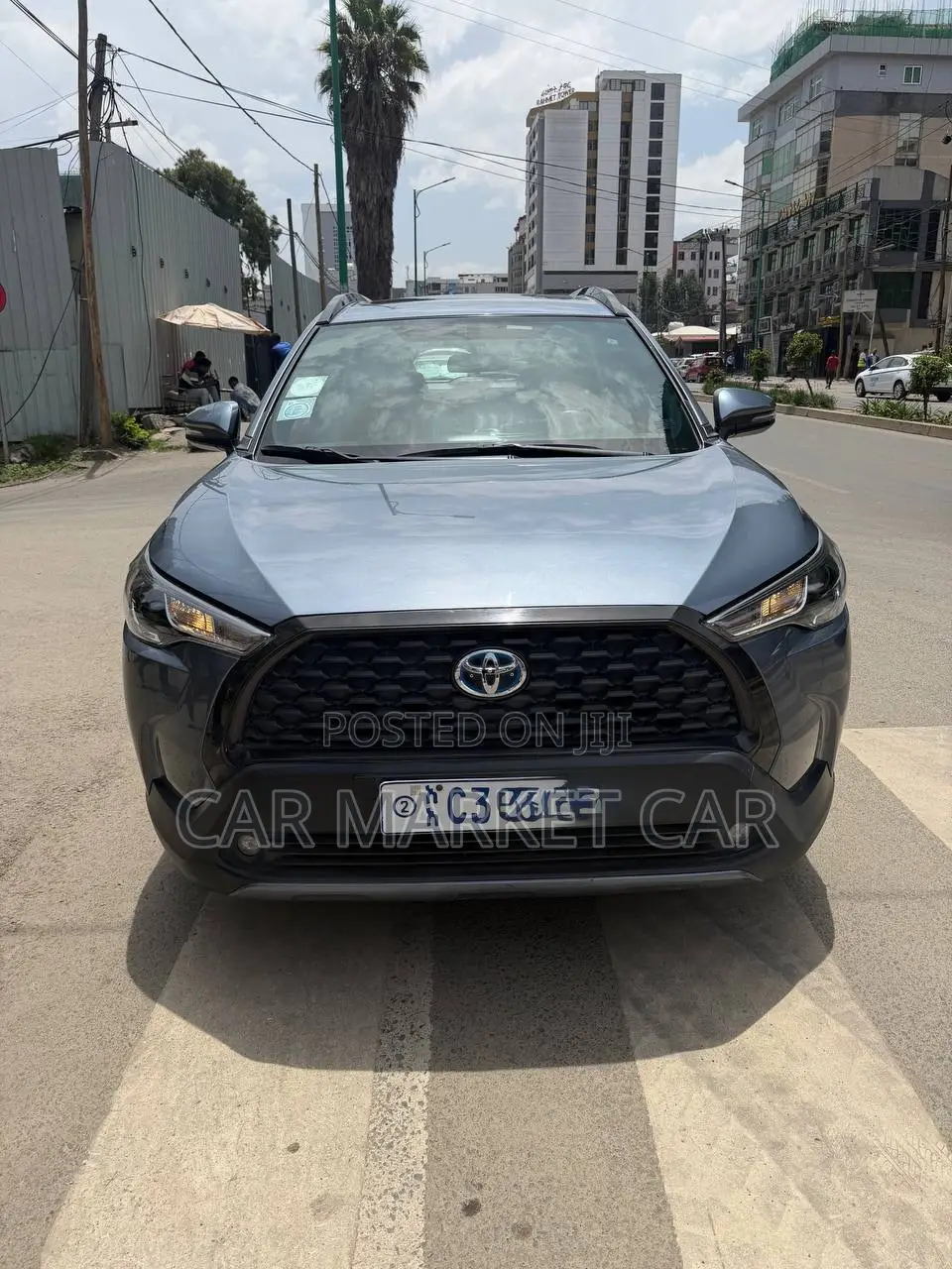 Toyota Corolla Cross Hybrid XSE AWD 2023 Gray