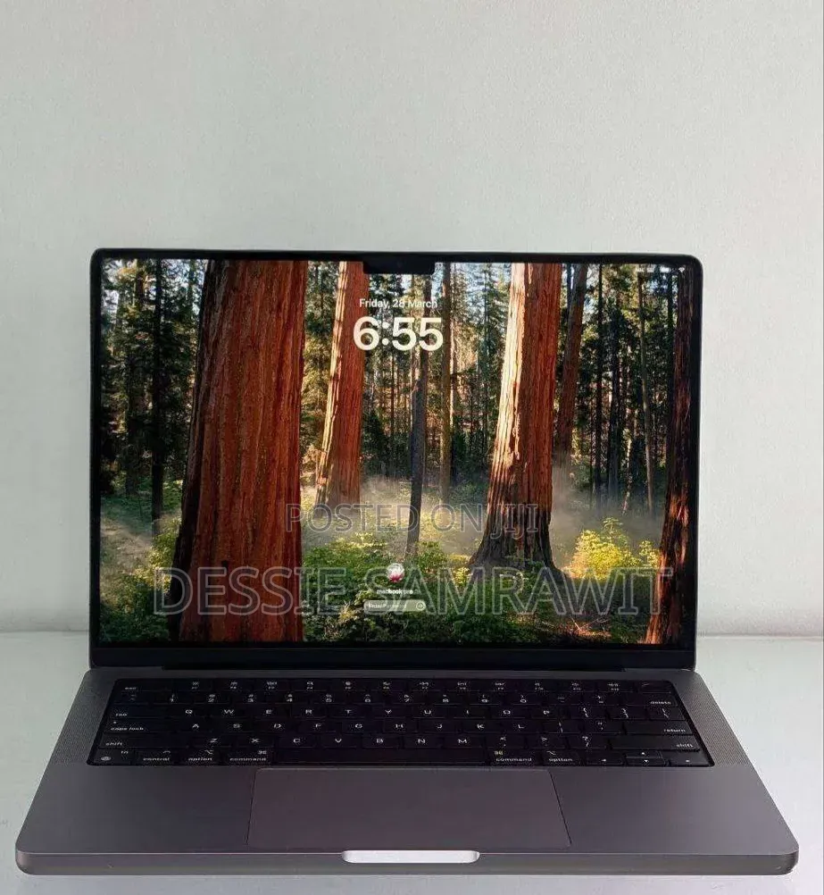 New Laptop Apple MacBook Pro 2021 M1 16GB AMD A8 SSD 512GB