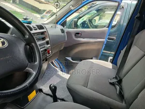 Toyota HiAce 2011 Blue