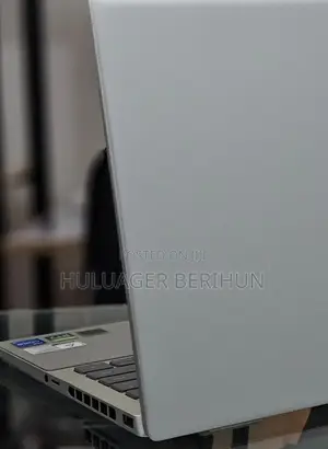 New Laptop Dell Inspiron 15 16GB Intel Core i5 SSD 512GB