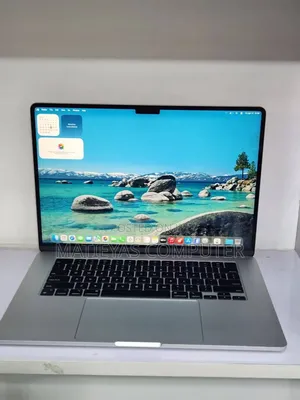 New Laptop Apple MacBook Air 2024 M3 24GB Apple M3 SSD 512GB