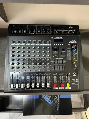 8 Channel Yamaha Mixer