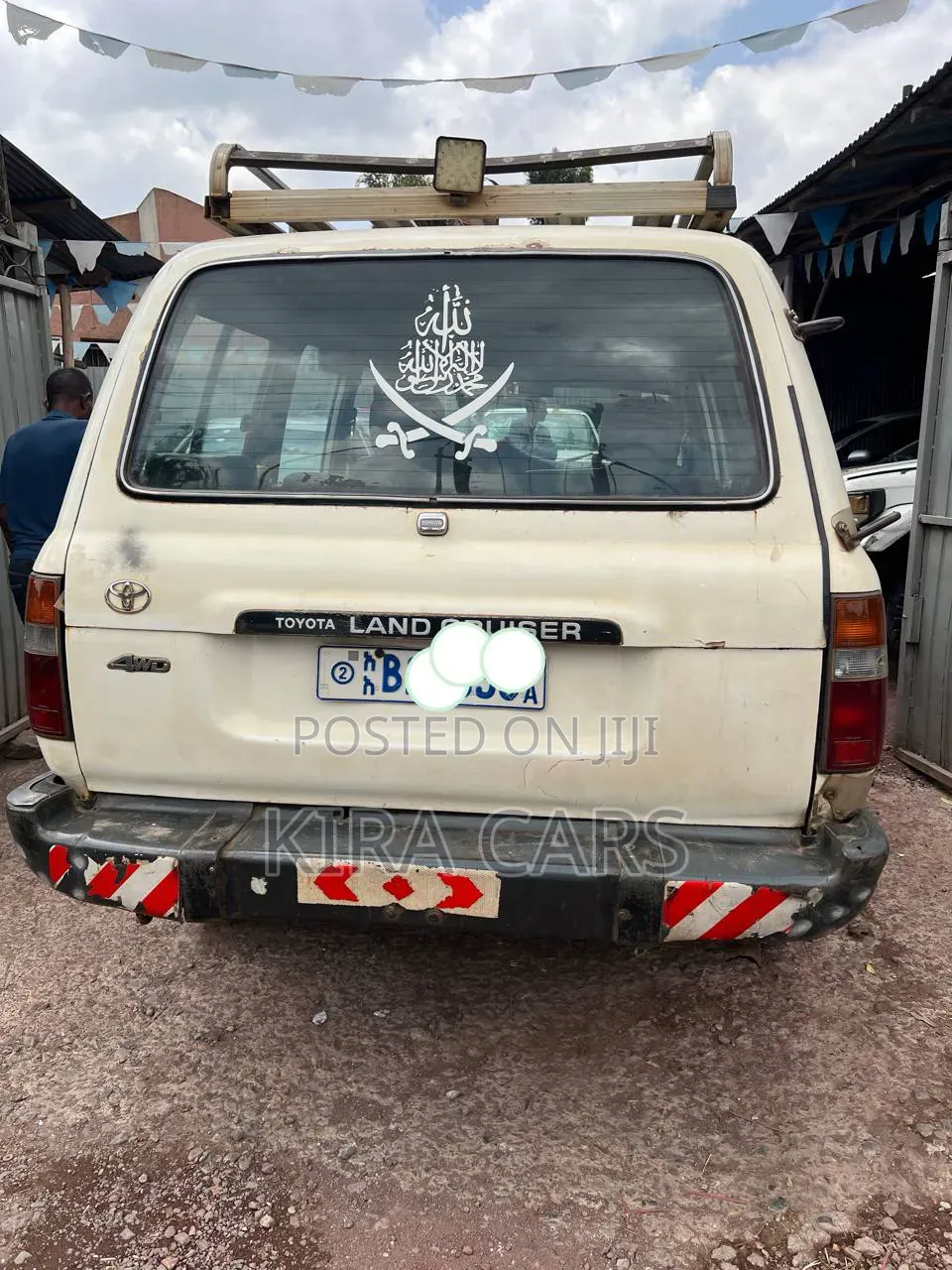 Toyota Land Cruiser 1996 White