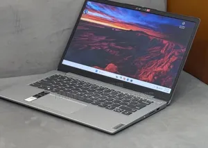 New Laptop Lenovo Ideapad 3 8GB Intel Core i5 SSD 256GB