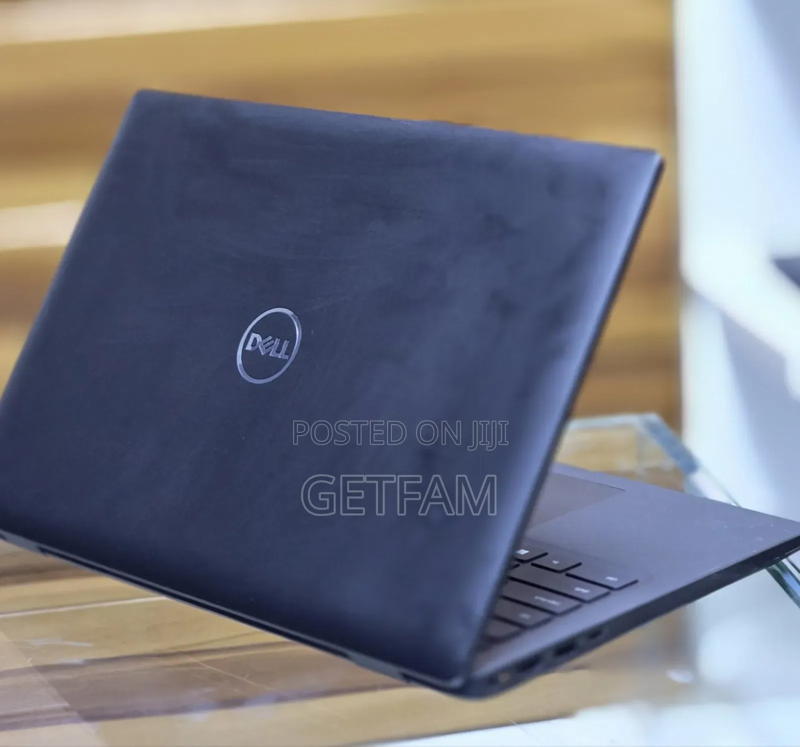 New Laptop Dell Latitude 3320 8GB Intel Core i7 SSD 256GB