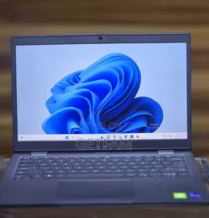 New Laptop Dell Latitude 3320 8GB Intel Core i7 SSD 256GB