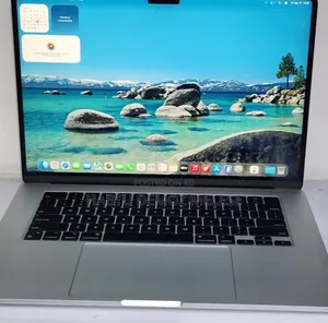 New Apple MacBook Air 2024 M3 15-inch 24GB Intel Core M3 SSD 512GB