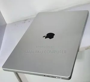 New Laptop Apple MacBook Air 2024 M3 15-inch 24GB Apple M3 SSD 512GB