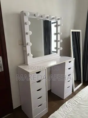 Modern Dressing Table