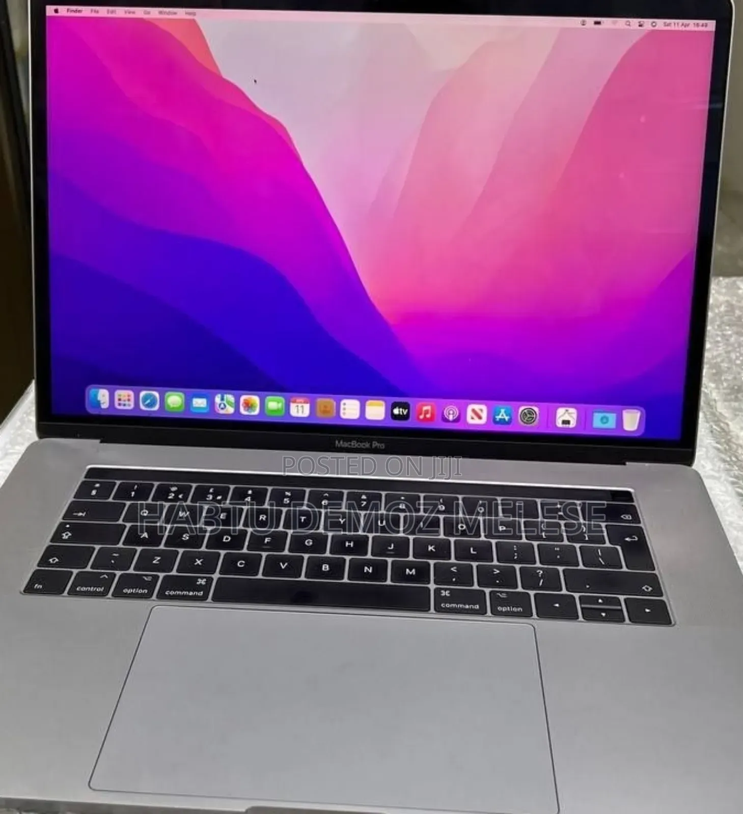 New Laptop Apple MacBook Pro 2017 16GB Intel Core i7 SSD 512GB