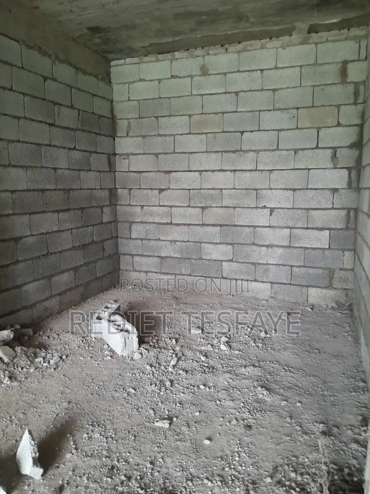 Furnished 1bdrm Apartment in Docnah, Yeka for sale