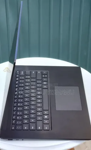 New Laptop Microsoft Surface 16GB Intel Core i7 SSD 256GB