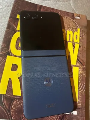 New Motorola Razr 2025 256 GB Black