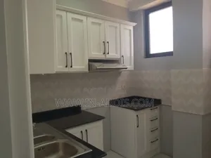 4bdrm Apartment in Lideta for rent
