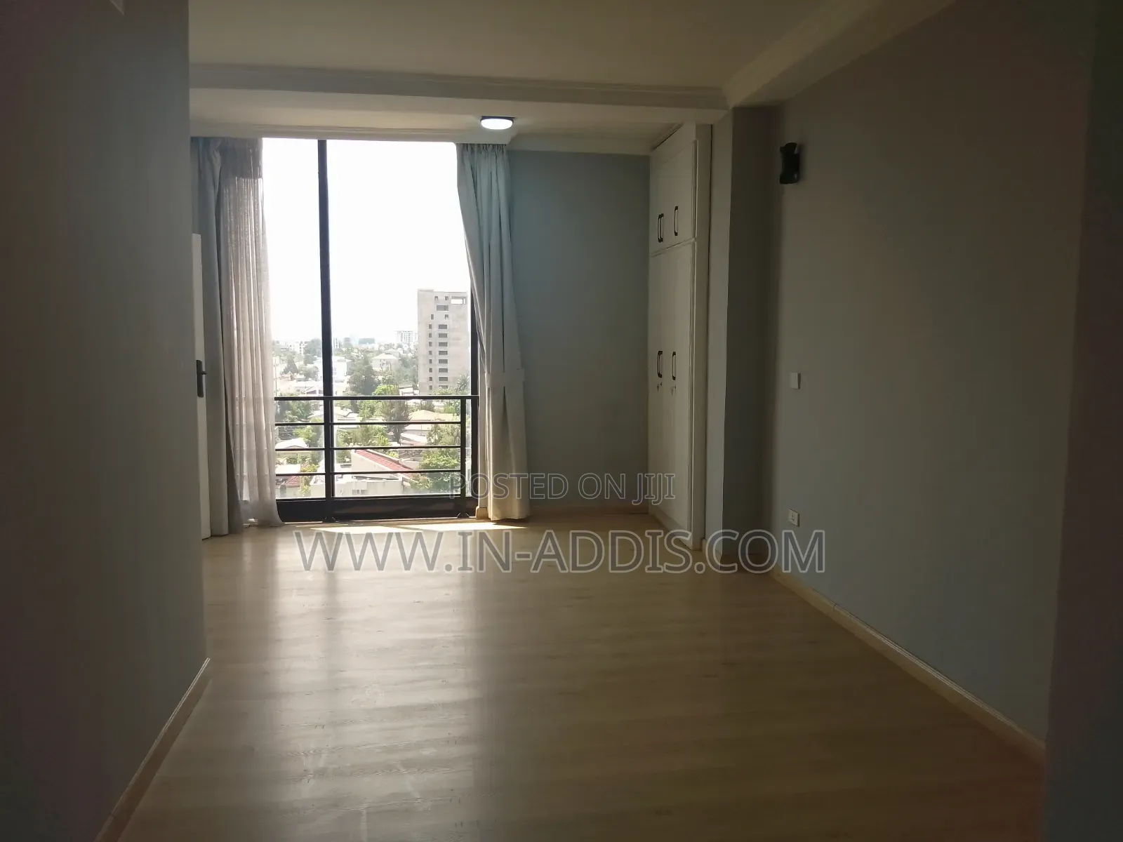 4bdrm Apartment in Lideta for rent