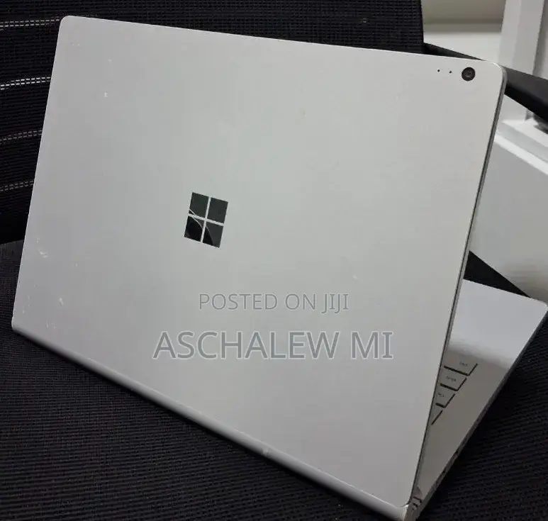 New Laptop Microsoft Surface Book 2 16GB Intel Core i7 SSD 512GB