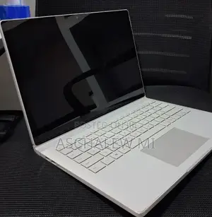 New Laptop Microsoft Surface Book 2 16GB Intel Core i7 SSD 512GB