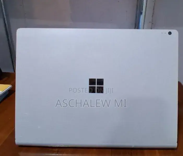 New Laptop Microsoft Surface Book 2 16GB Intel Core i7 SSD 512GB