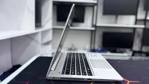 New Laptop HP EliteBook 840 8GB Intel Core i7 SSD 512GB
