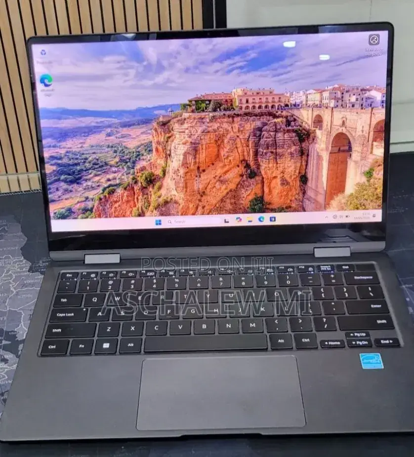 New Laptop Samsung Galaxy Book3 Pro 360 16" 8GB Intel Core i5 SSD 512GB