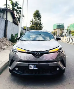 Toyota C-HR 2018 Silver