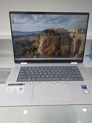 New Laptop HP Envy 15 16GB Intel Core 7 SSD 1T