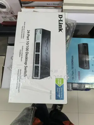 D-Link 24 Port 1p/100 Disktop Switch