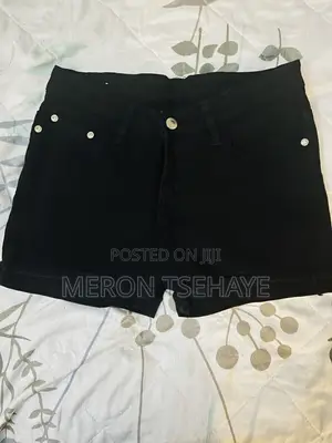 Girl's Short
