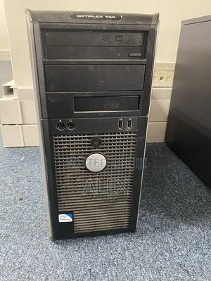Desktop Computer Dell OptiPlex 780 2GB Intel Core 2 Quad HDD 250GB