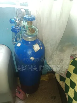 Oxygen Cylinder and Concentrator