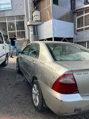 Toyota Corolla 2005 Gold
