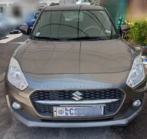 Suzuki Swift 2022 Silver