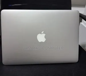 New Laptop Apple MacBook Air 2015 8GB Intel Core i5 SSD 256GB