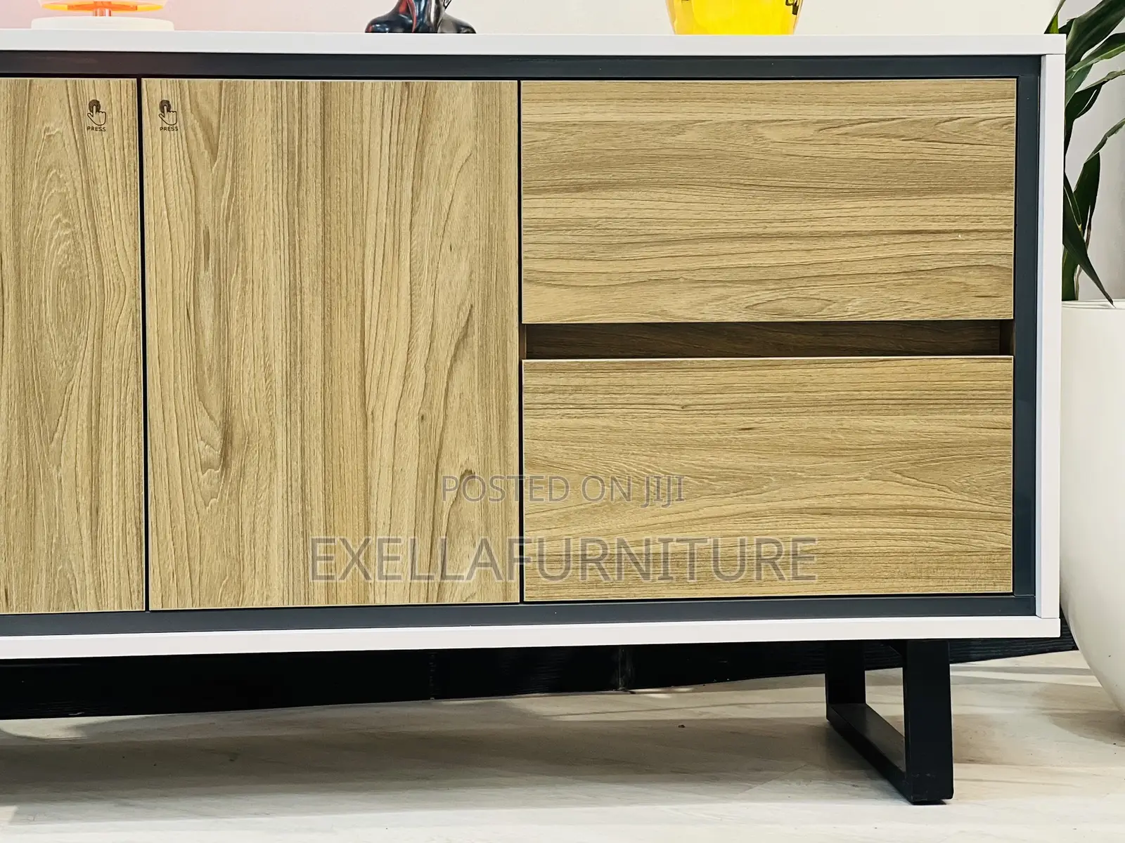 Console Table | ኮንሱል ቴብል | በ ተለያየ ሳይዝ