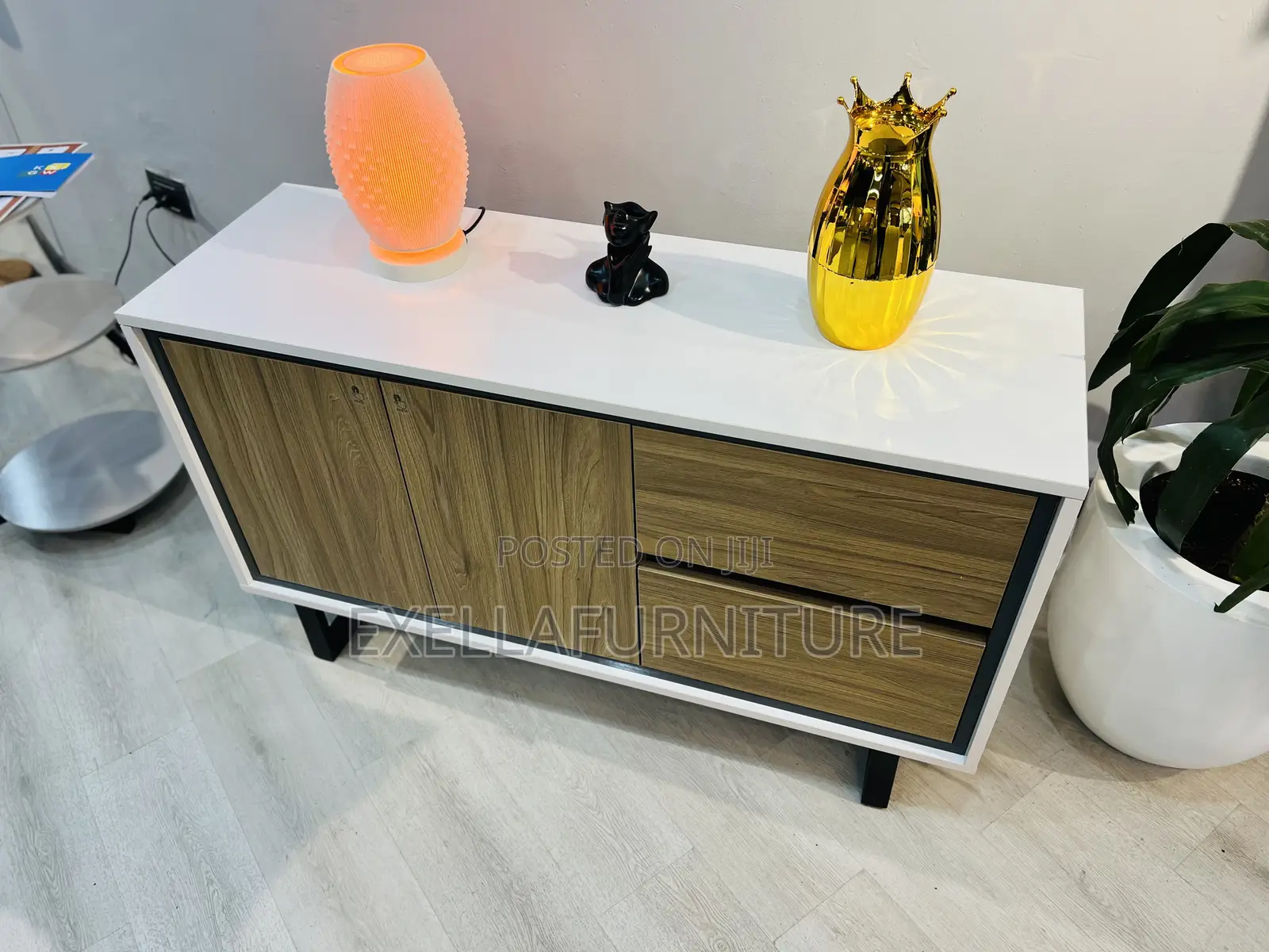 Console Table | ኮንሱል ቴብል | በ ተለያየ ሳይዝ