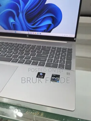 New Laptop HP Pavilion 15 16GB Intel Core i7 SSD 1T
