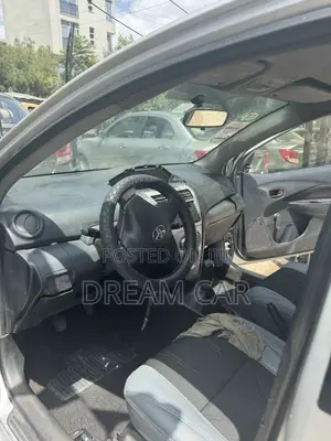 Toyota Yaris 2006 Silver