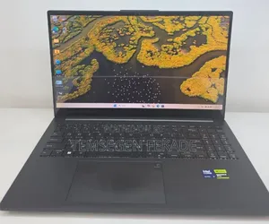 New Laptop Asus VivoBook 15 X505BA 16GB Intel Core Ultra 9 SSD 512GB