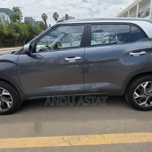 Hyundai Creta 2023 Gray