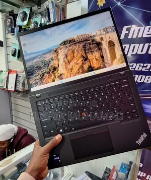New Laptop Lenovo ThinkPad T14 16GB Intel Core i7 SSD 512GB
